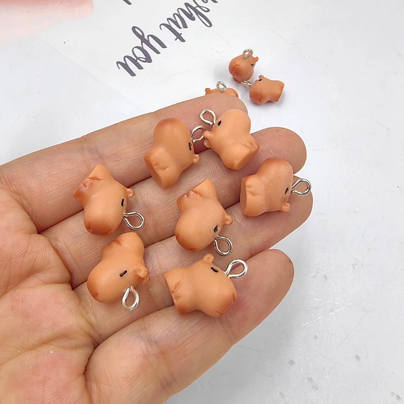 Resin Art Gift Ideas - 10 шт. милых маленьких подвесок-капибар для